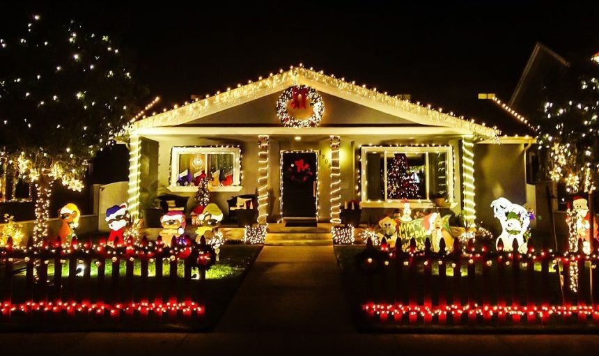 Solar Christmas lights that look great & save money